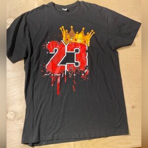 Flying Horse Black T-Shirt with Red 23 and Gold Crown 5 XL (E)
